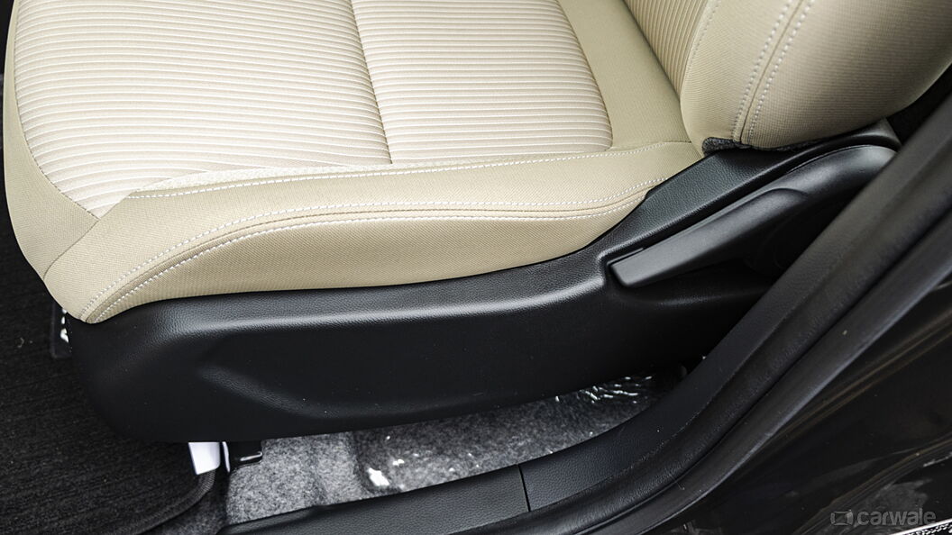 Honda Amaze Seat Adjustment Manual for Front Passenger