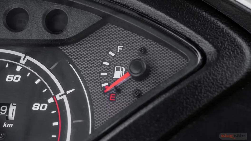 TVS Jupiter Fuel Gauge Image BikeWale