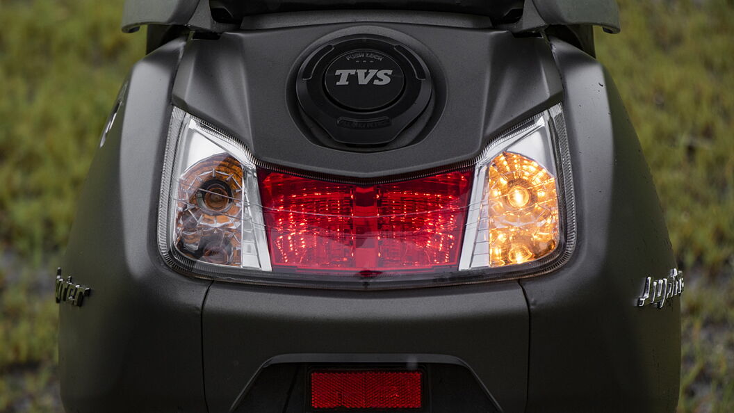 Tvs jupiter back hot sale light cover price