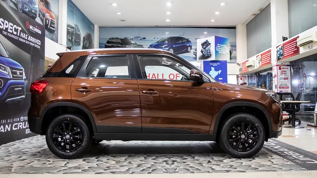 Urban Cruiser Right Side View Image, Urban Cruiser Photos in India