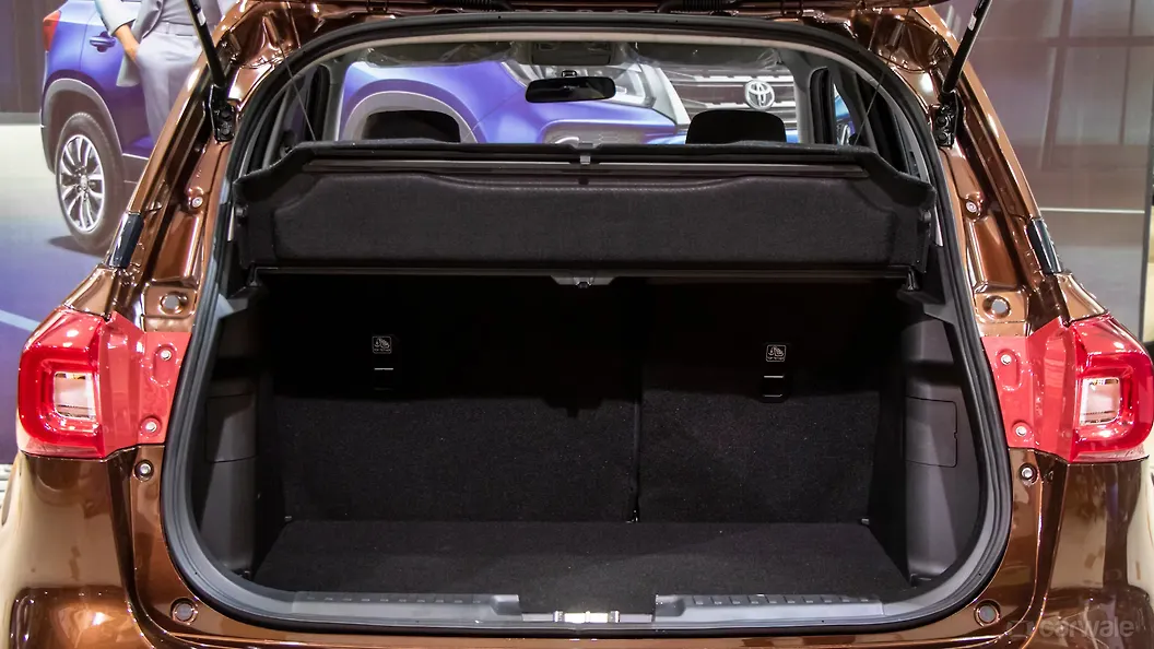 Urban Cruiser Bootspace Image, Urban Cruiser Photos in India - CarWale
