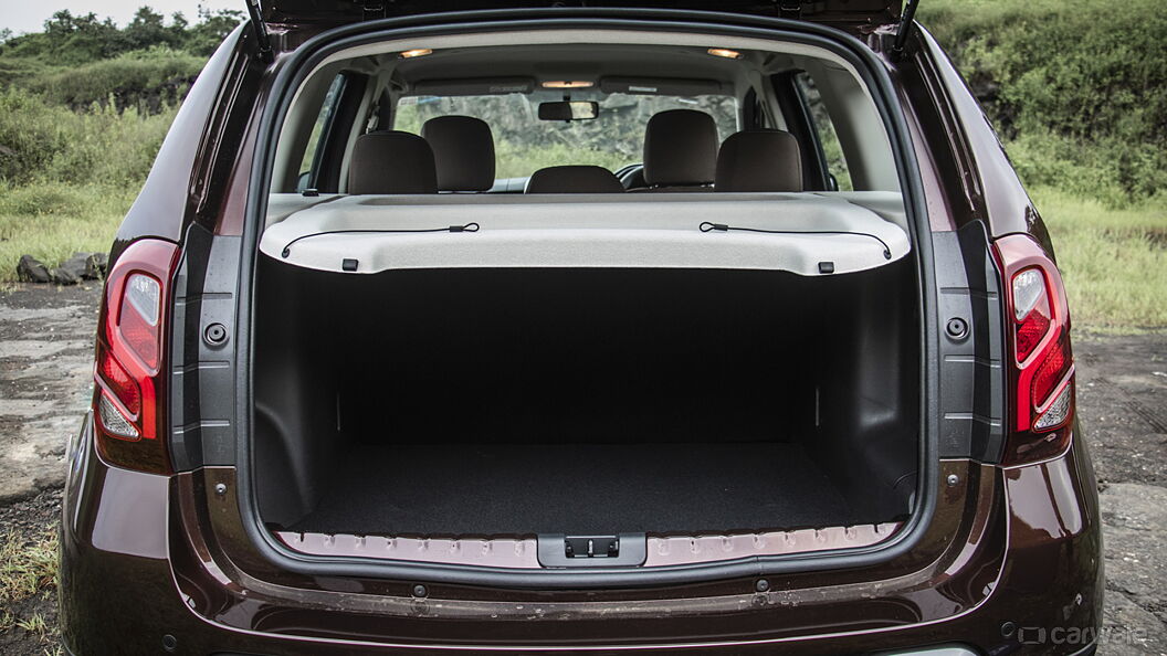 Renault Duster [2020-2022] Bootspace with Parcel Tray/Retractable