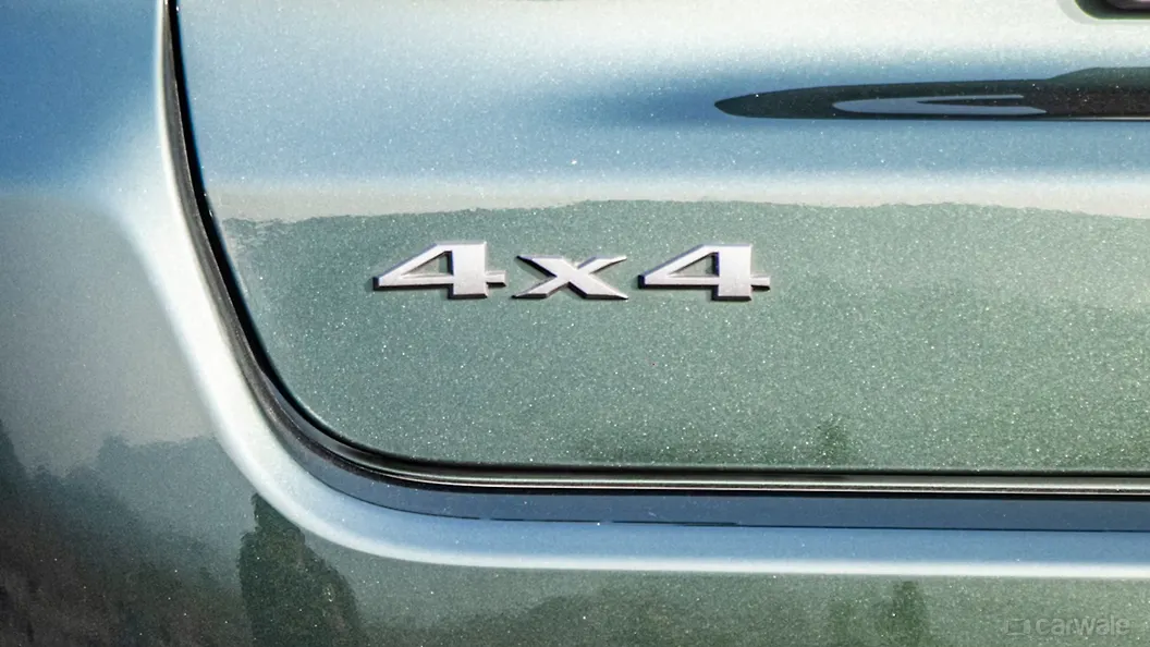 Compass Rear Badge Image, Compass Photos in India CarWale