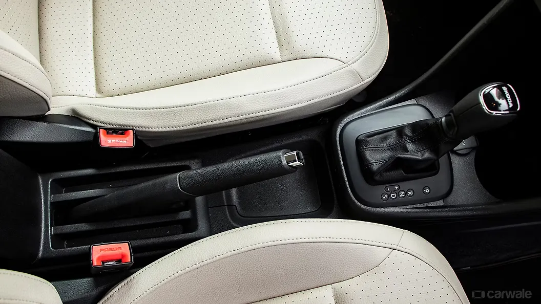 Rapid TSI Center Console/Centre Console Storage Image, Rapid TSI Photos