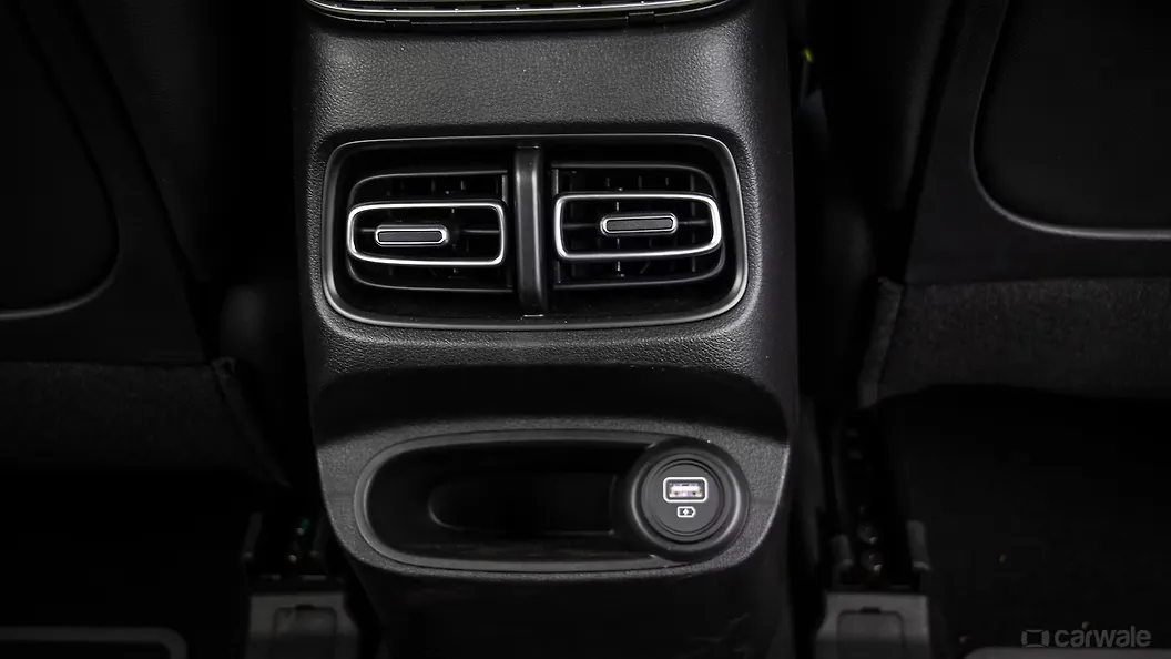 Hyundai Creta Images, Interior & Exterior Photo Gallery CarWale