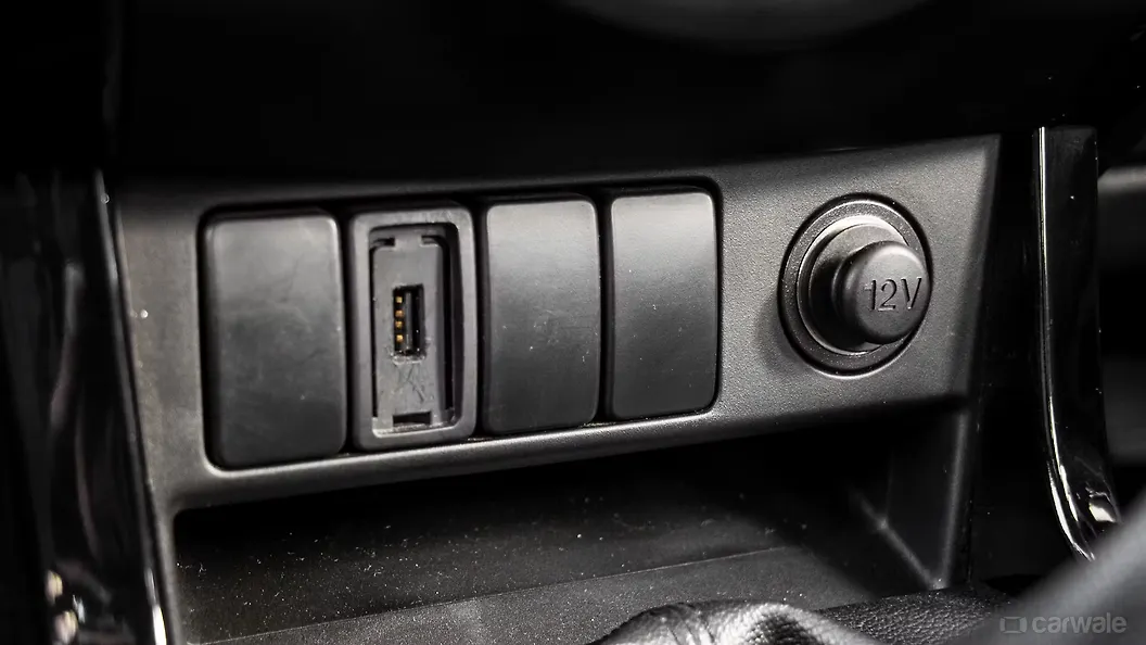 DMax Dashboard Switches Image, DMax Photos in India CarWale