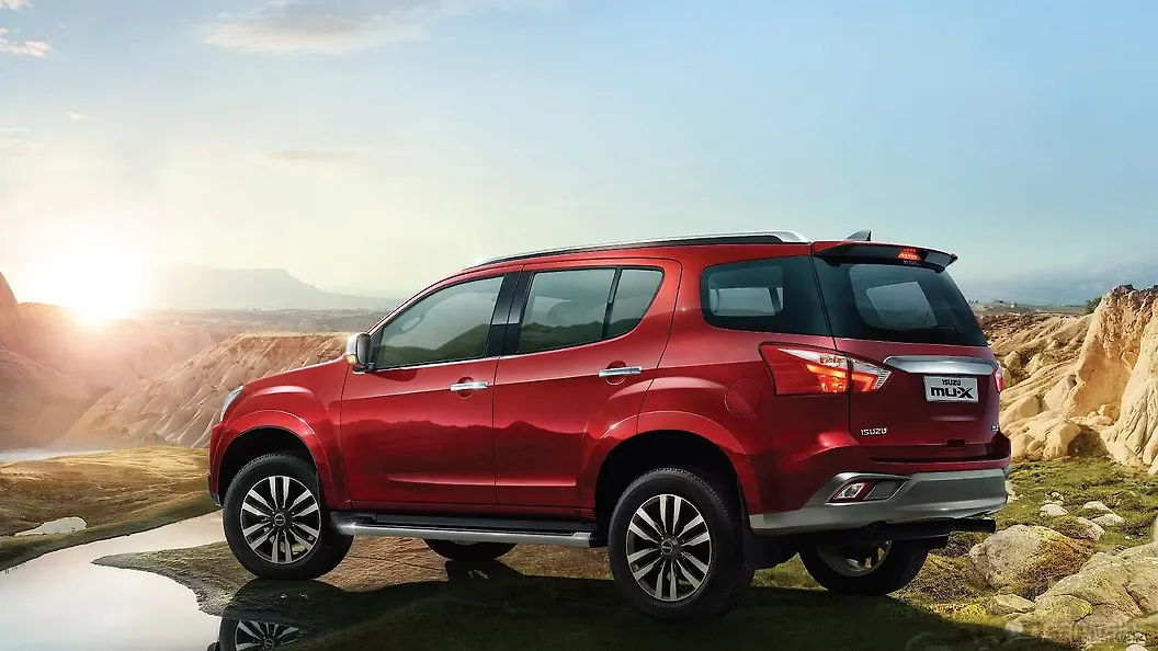 MU-X Front View Image, MU-X Photos in India - CarWale