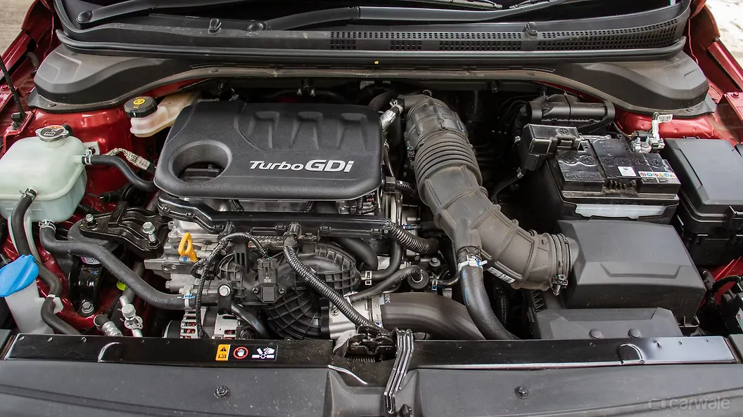 Verna Engine Shot Image, Verna Photos in India CarWale