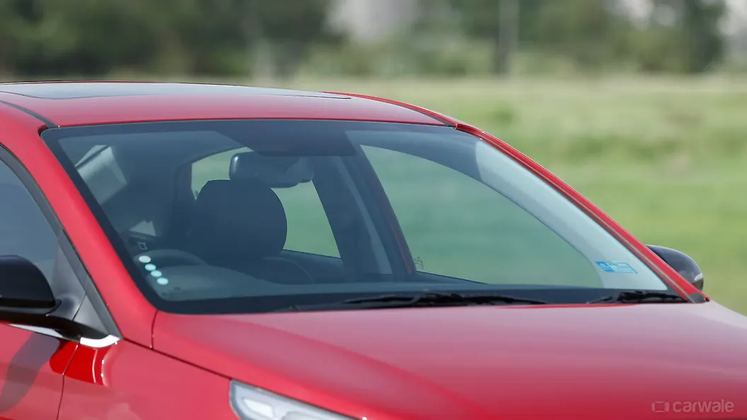Verna Front Windshield/Windscreen Image, Verna Photos in India CarWale