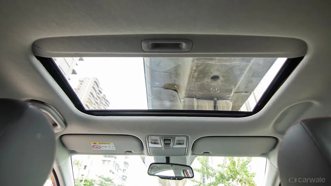 Verna Sunroof/Moonroof Image, Verna Photos in India CarWale
