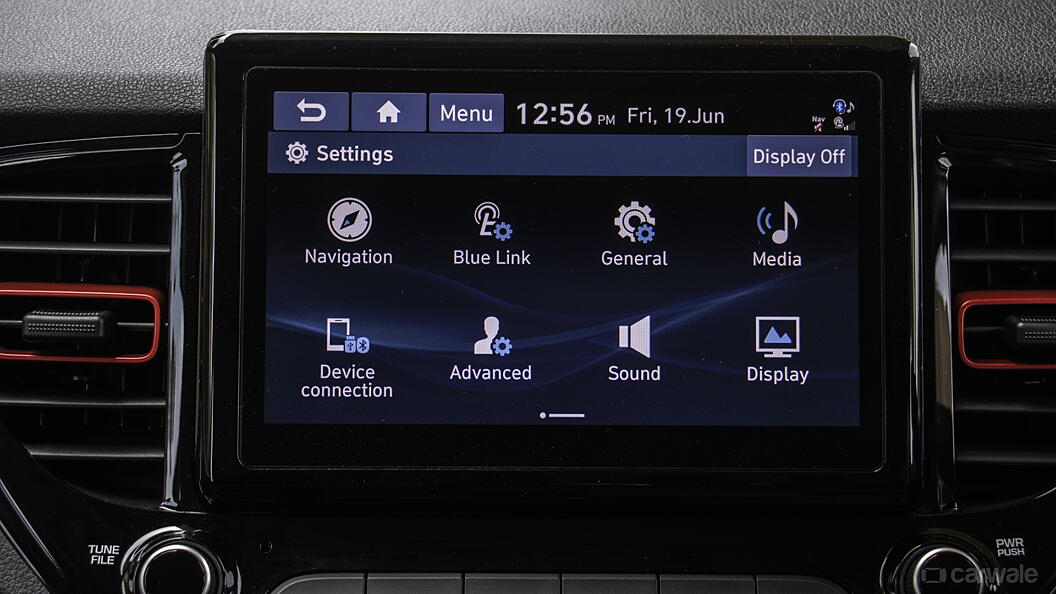 verna-infotainment-system-image-verna-photos-in-india-carwale