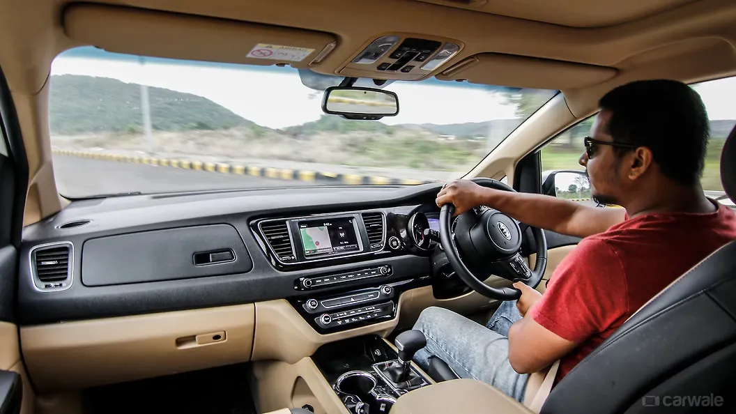 Carnival Dashboard Image, Carnival Photos in India CarWale