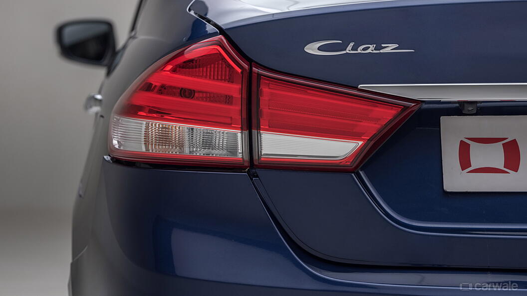 ciaz tail light right side