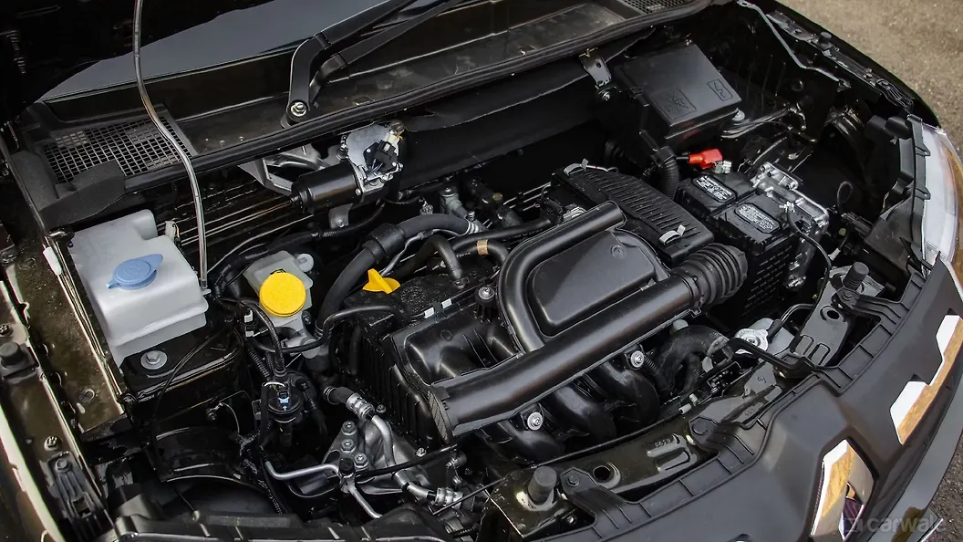 Kwid [20192022] Engine Shot Image, Kwid [20192022] Photos in India