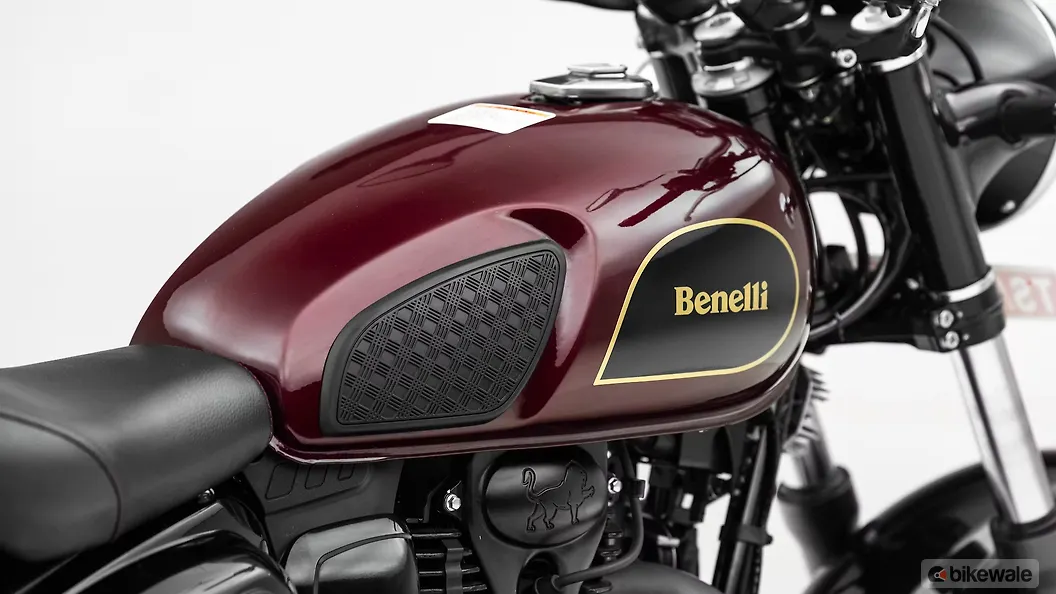 Benelli Imperiale 400 Branding/Fuel Tank Decal Image BikeWale