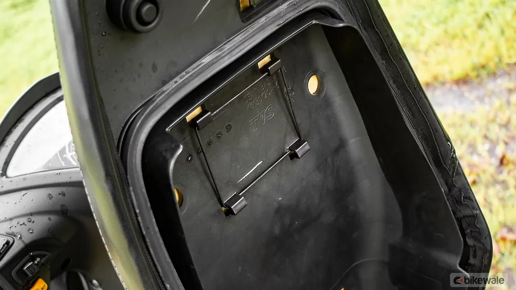 TVS Jupiter Underseat Storage Image BikeWale