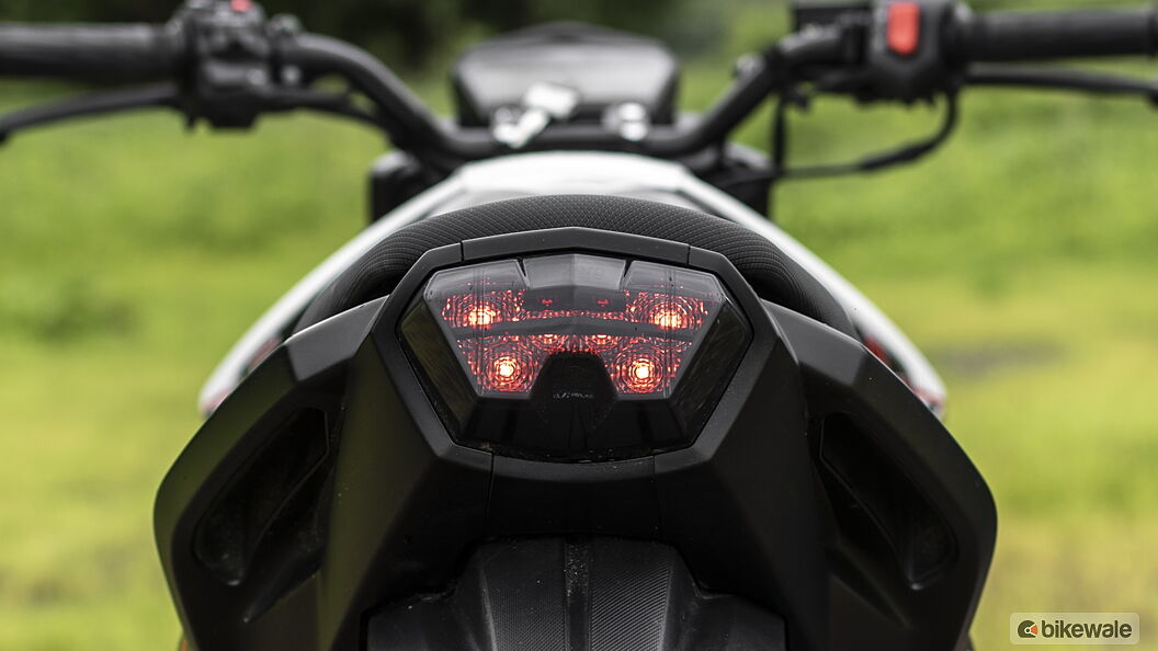 Hero Xtreme 160R Tail Lamp