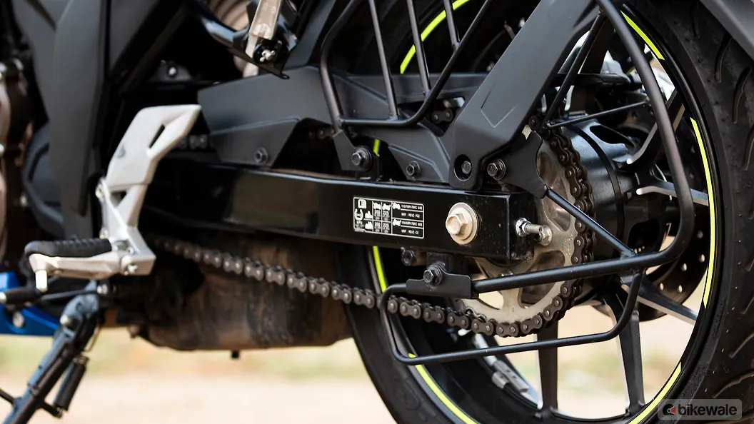 Images of Suzuki Gixxer 250 Photos of Gixxer 250 BikeWale