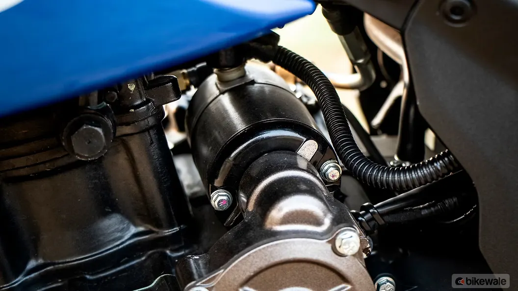 Suzuki Gixxer 250 Engine Start Switch Image BikeWale