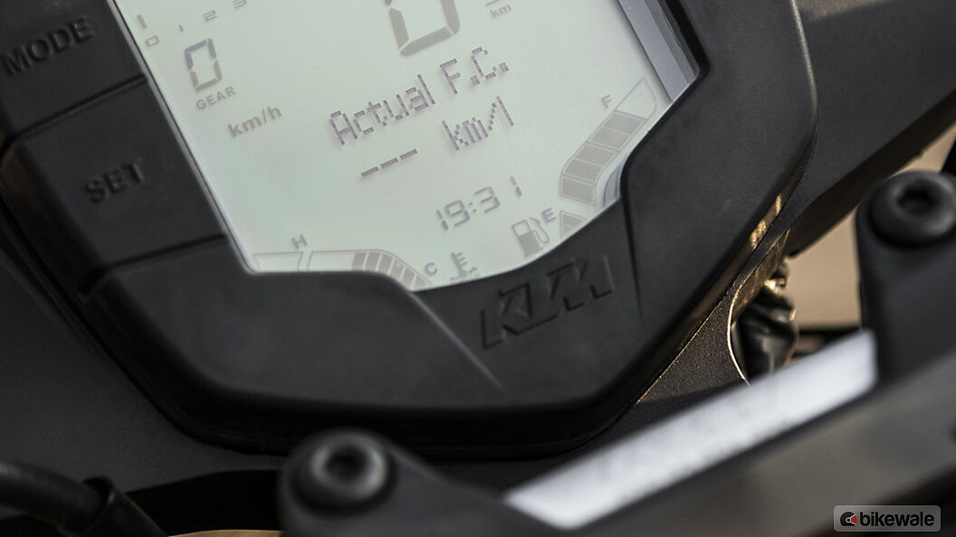 KTM 200 Duke [2021] Clock