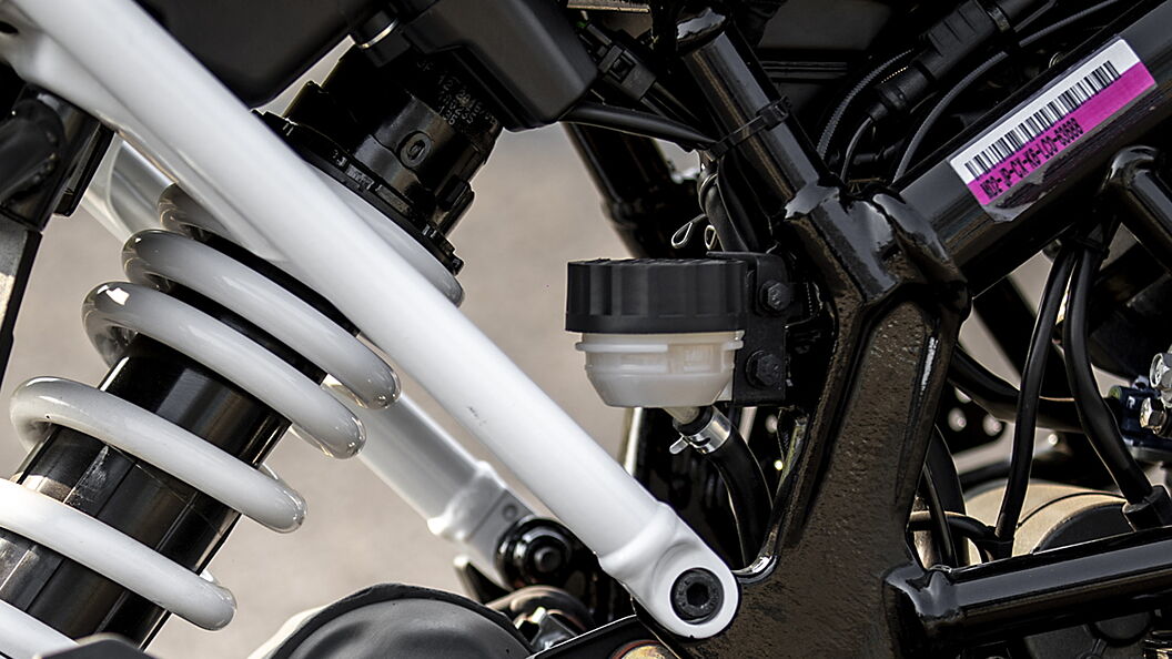 Ktm rc 200 discount rear shock absorber price