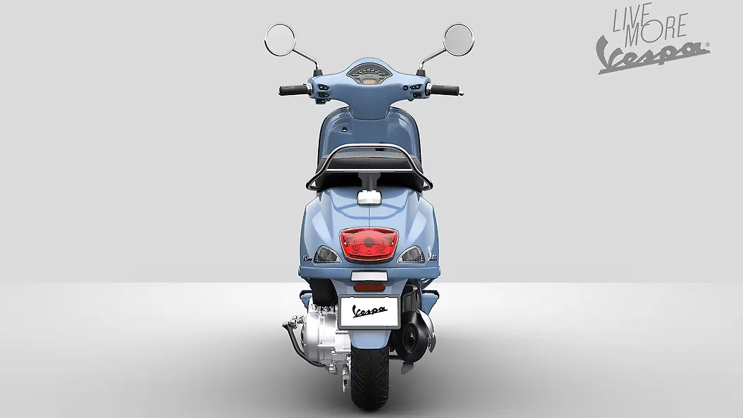 Vespa VXL 125 Right Front Three Quarter Image – BikeWale