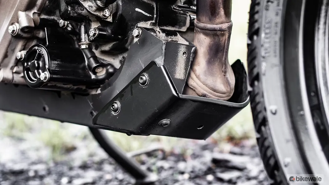 husqvarna svartpilen 250 exhaust