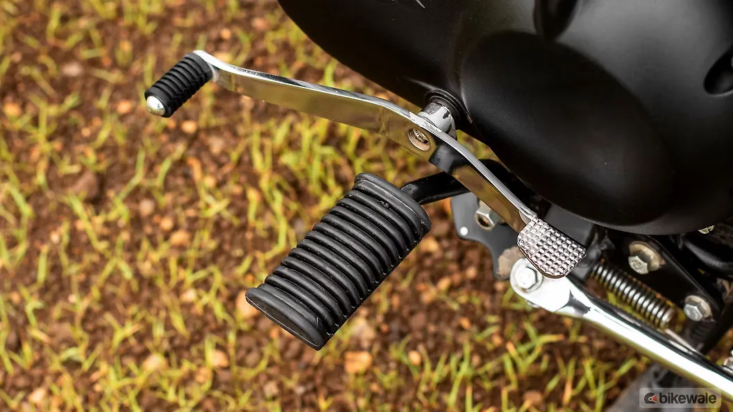 Royal Enfield Classic 350 [2020] Clutch Lever Image BikeWale