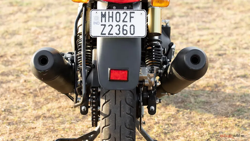 Royal Enfield Interceptor 650 Rear Turn Indicators Image BikeWale