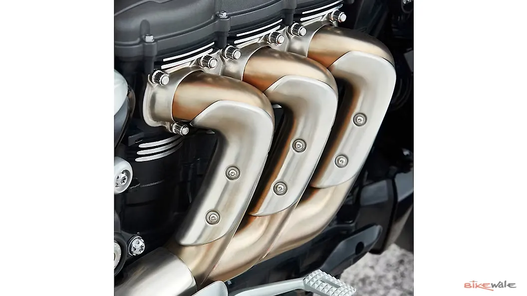 triumph rocket 3 engine type