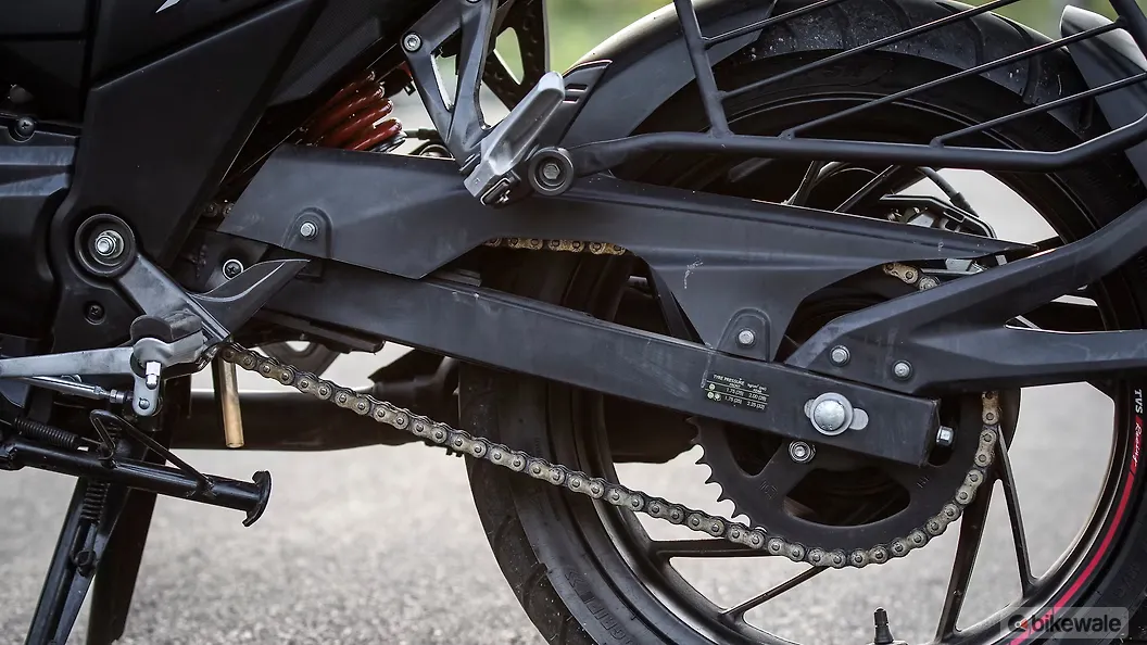 TVS Apache RTR 200 4V Drive Chain and Sprocket Image BikeWale