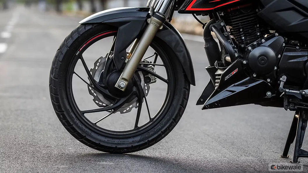 TVS Apache RTR 200 4V Bar End weight Image BikeWale