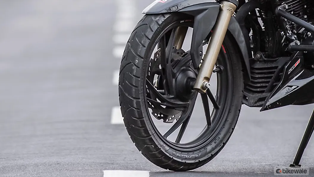 pirelli tyres for apache rtr 160 4v