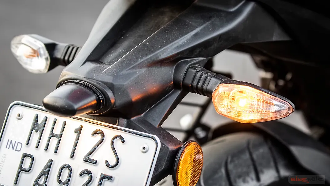 Apache Rear Light TVS Apache RTR 200 4V Tail Light Image – BikeWale