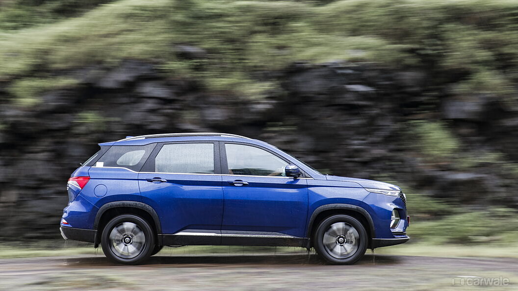 Discontinued MG Hector Plus 2020 Right Side View