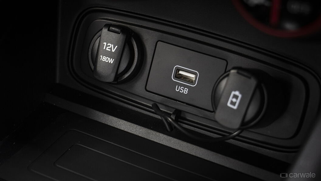 Hyundai Venue [2019-2022] USB Port/AUX/Power Socket/Wireless Charging