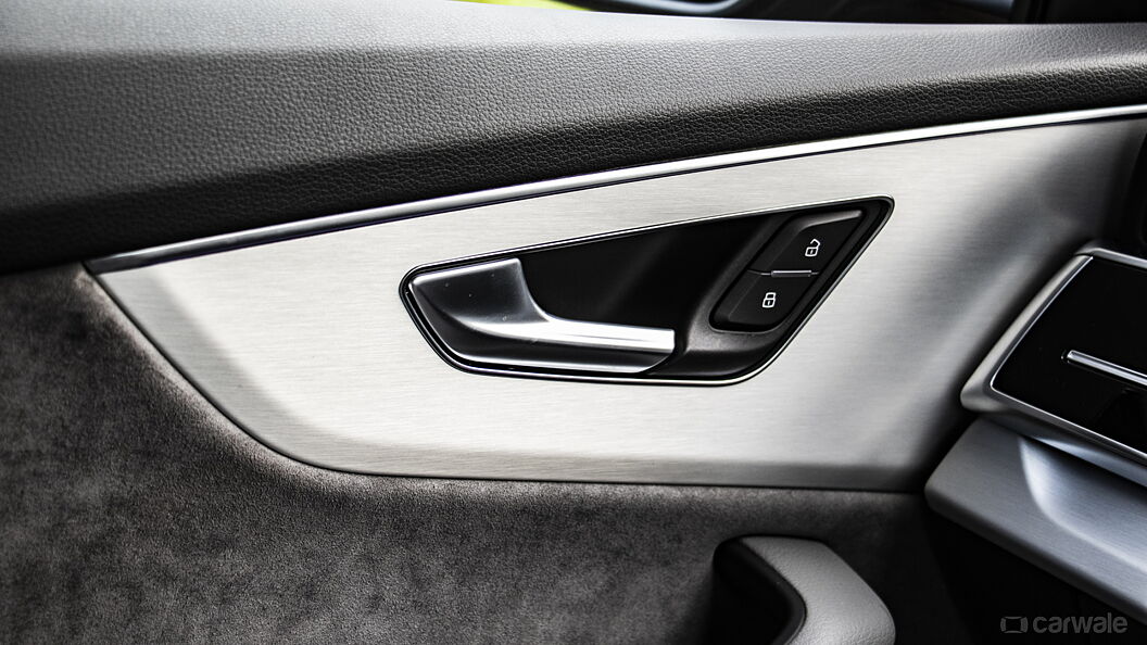Audi Q8 Front Door Handle