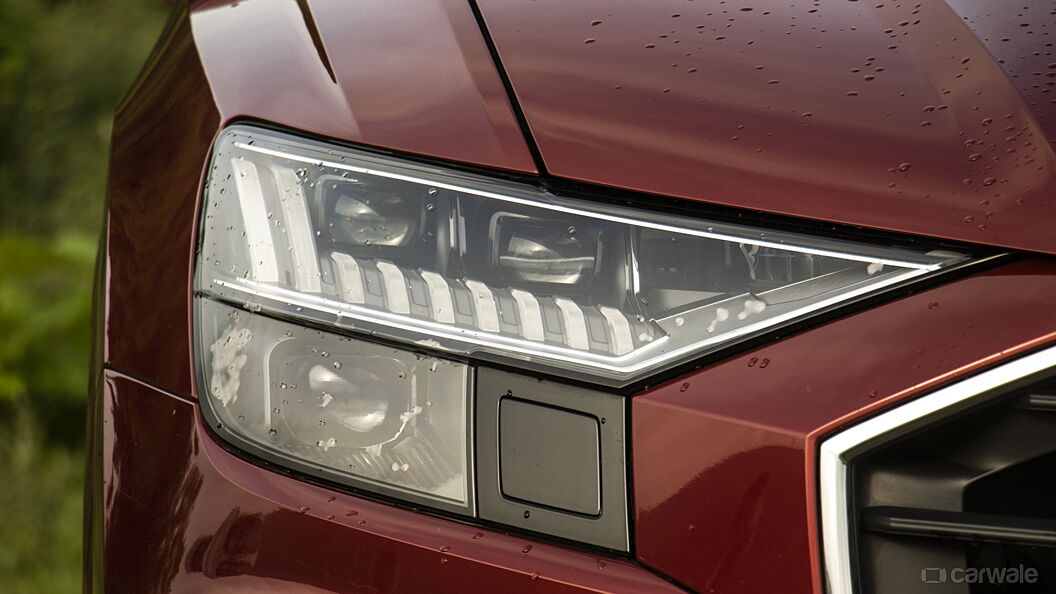 Audi Q8 Headlight