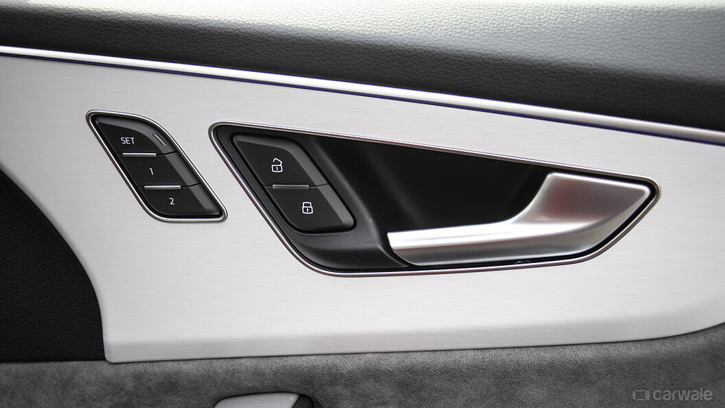 Audi Q8 Seat Memory Buttons