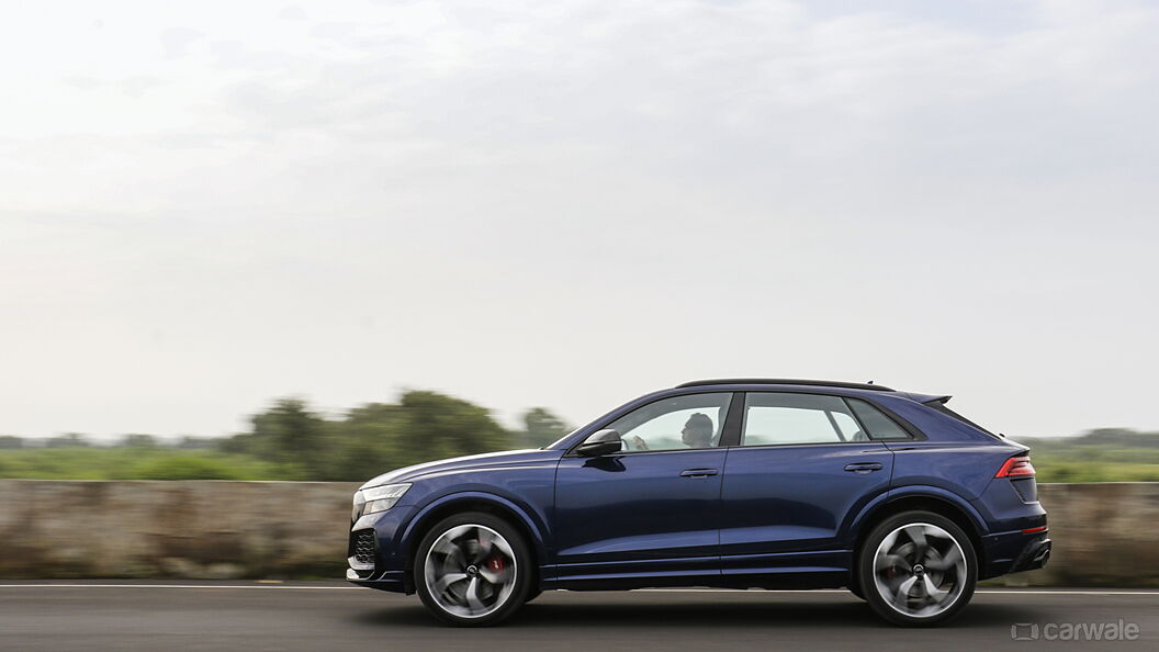Audi RS Q8 Right Side View