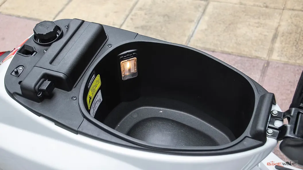 Vespa SXL 150 Underseat Storage Image BikeWale