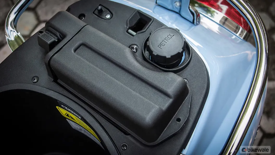 Vespa SXL 150 Underseat Storage Image BikeWale