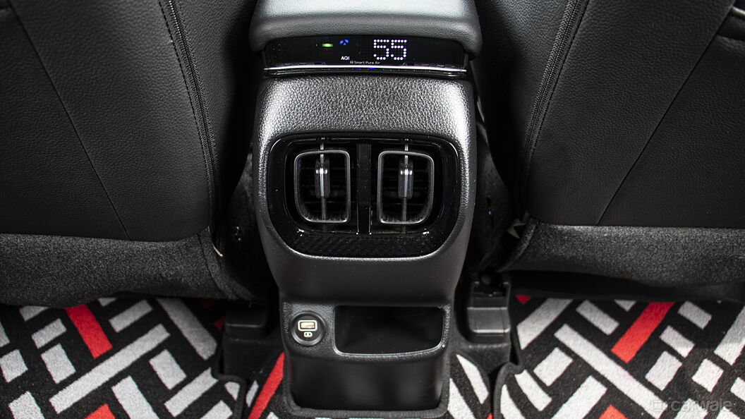 Discontinued Kia Sonet 2020 Rear Row AC Controls