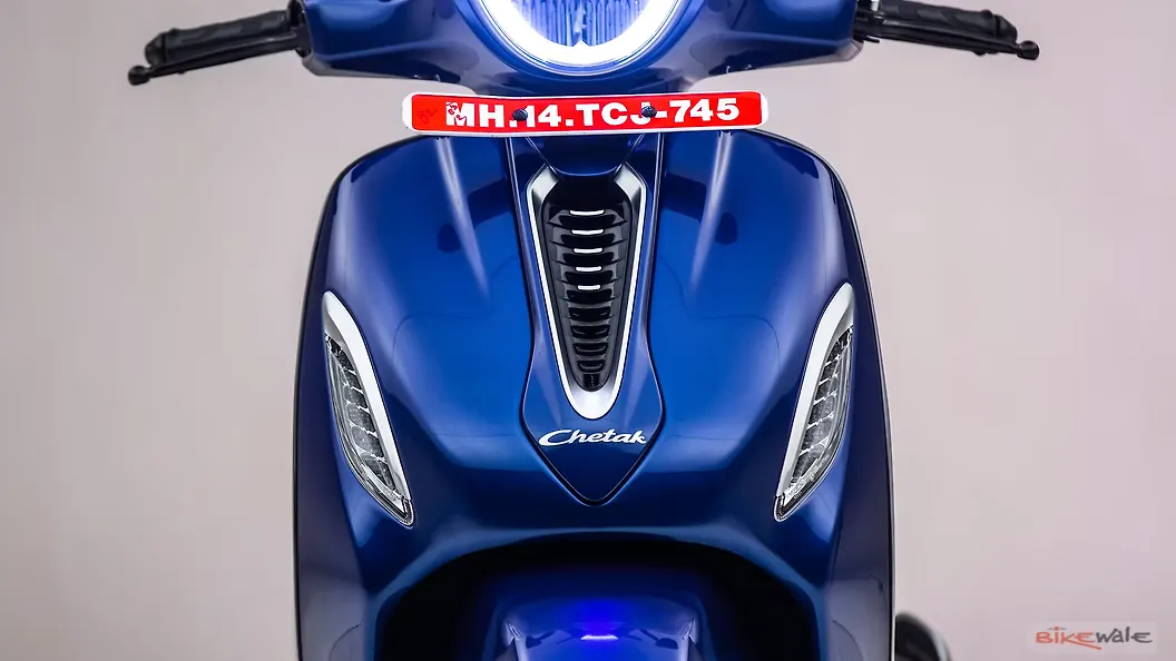Bajaj Chetak Underseat Storage Image – BikeWale