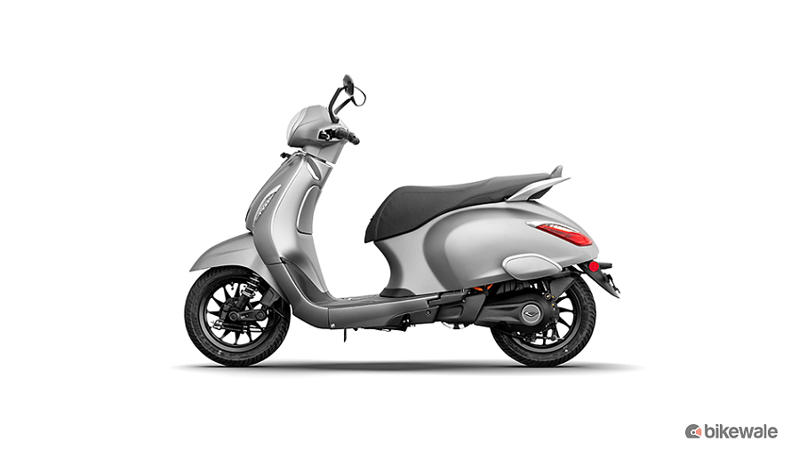 Bajaj Chetak Rear View Image – BikeWale