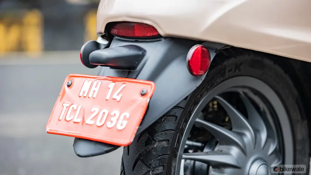 Bajaj Chetak [2020-2024] Rear Alloy Wheel Image – BikeWale