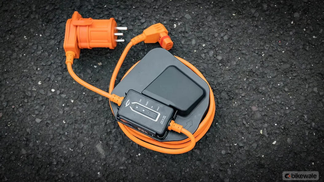 bajaj-chetak-scooter-portable-charger-image-bikewale