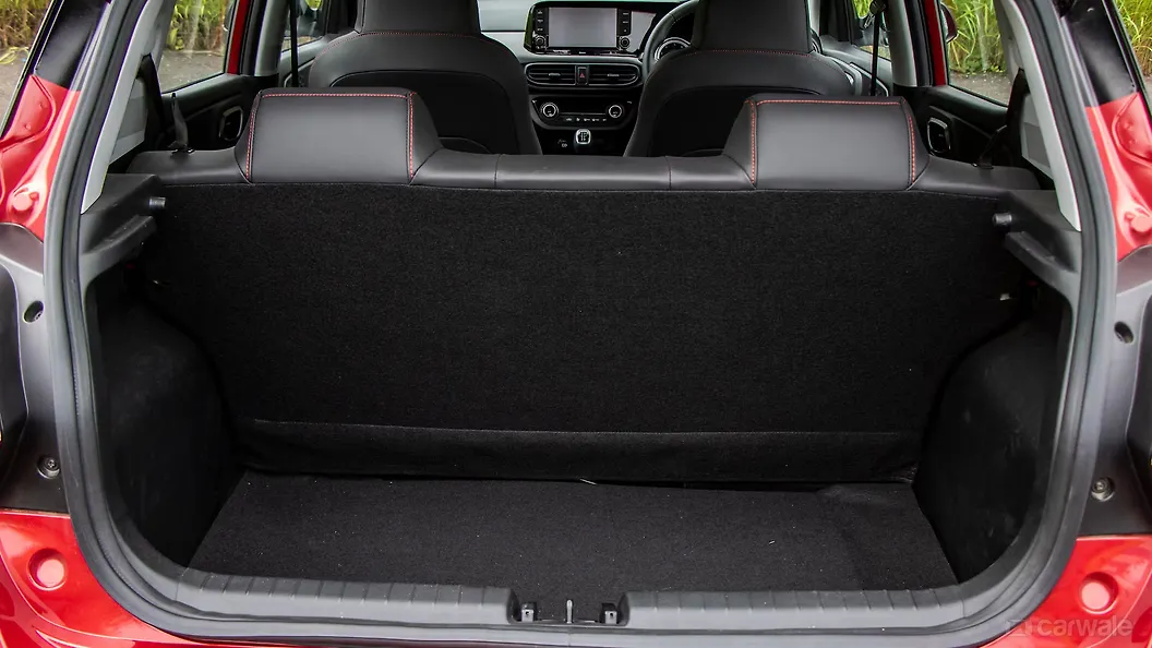 Grand i10 Nios Bootspace Image, Grand i10 Nios Photos in India - CarWale