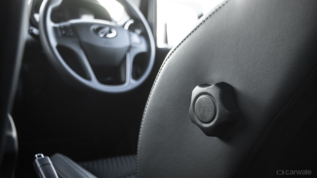 Mahindra Thar Driver's Seat Lumbar Adjust Knob