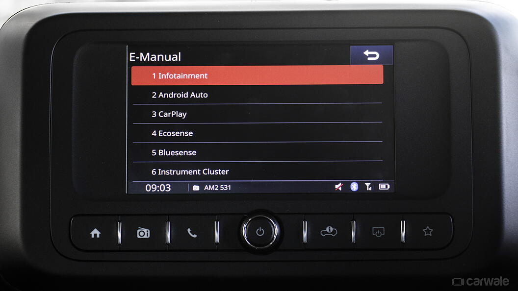 Thar Infotainment System Image, Thar Photos in India - CarWale